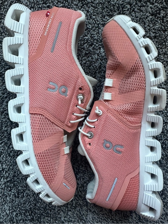 On Clouds Shoes - Women's ON CLOUD 5 Running Walking Gym Sneakers Flamingo Pearl Size 8